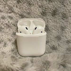 1st generation Apple AirPods